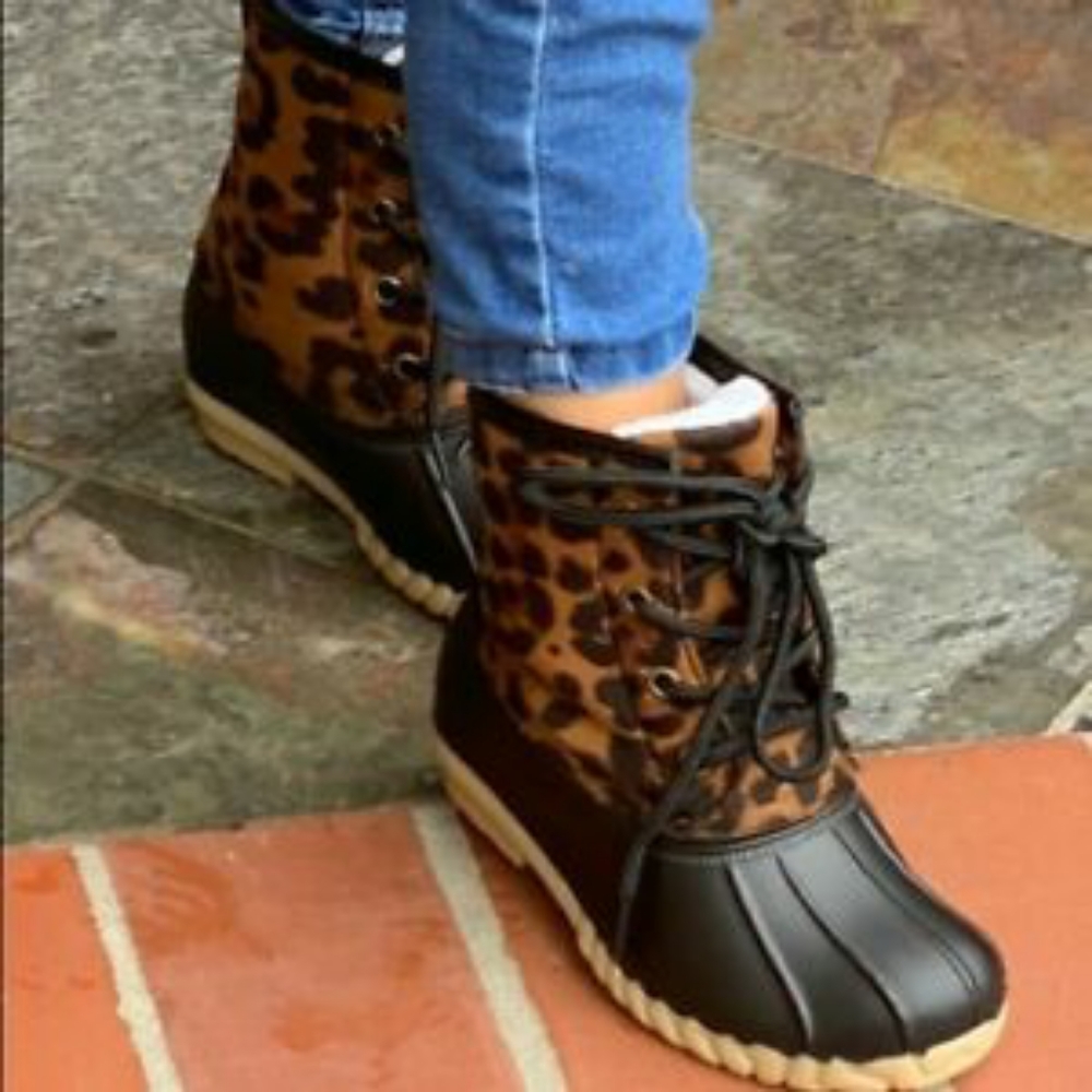 Girls Duck Boots NWT